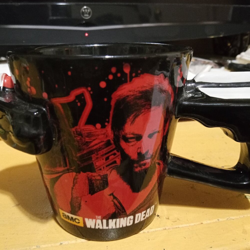 WALKING DEAD MUG